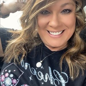 Meet your Posher, Loretta